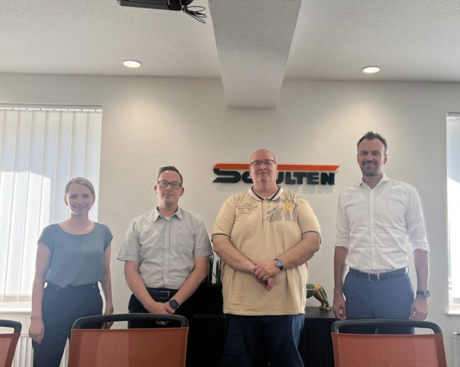 F45ECD40-E5F8-4341-8780-E0628608A4CB